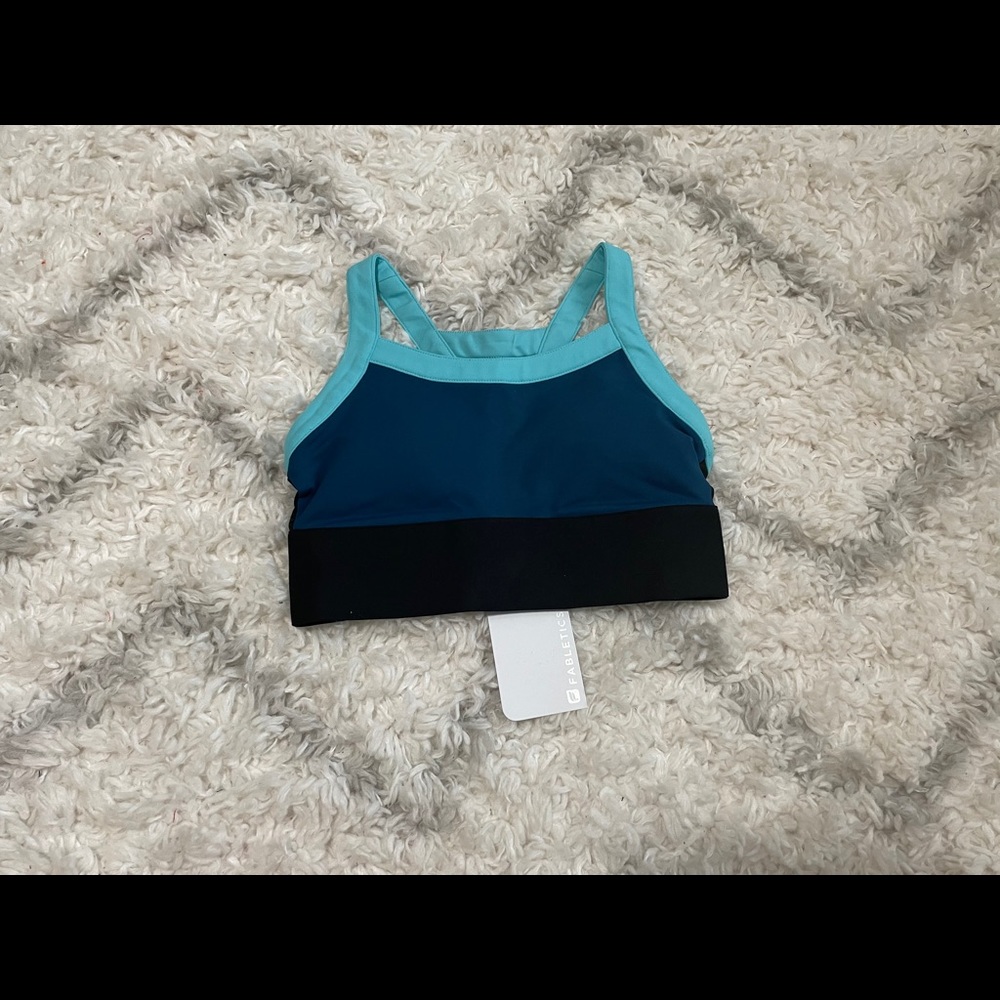 NWT Fabletics Bra